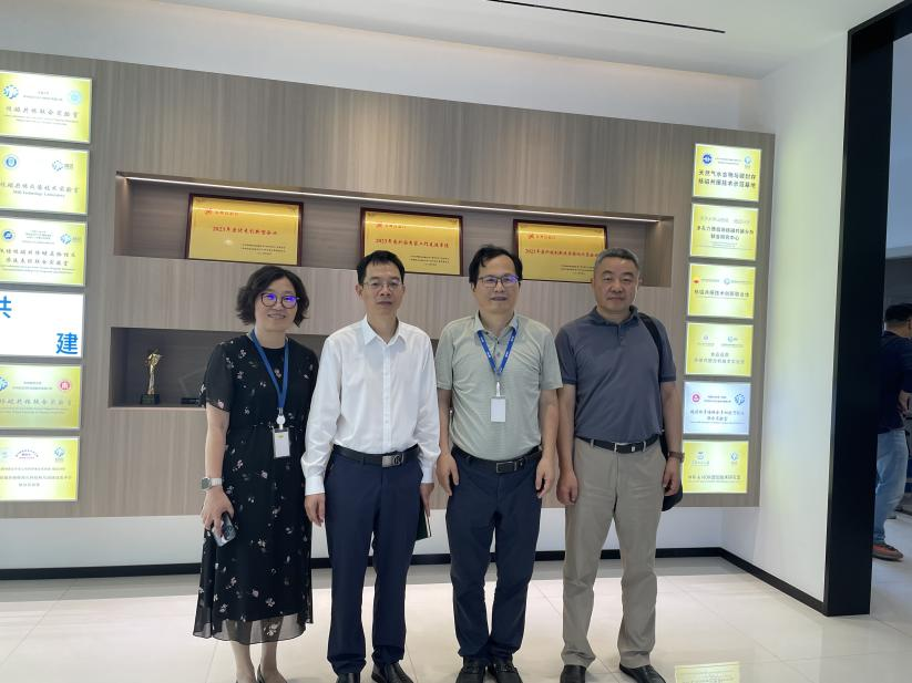 苏州科技局领导一行莅临XL新利·(中国)集团调研指导