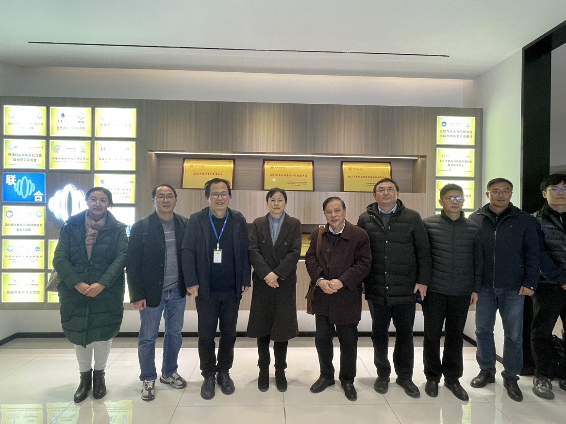 校企合作共建科技创新联合体调研——苏州科技大学XL新利·(中国)集团行